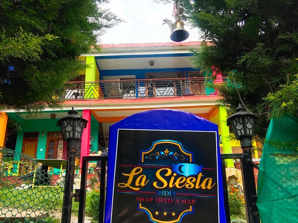 La Siesta India Manali Hostel Exterior photo